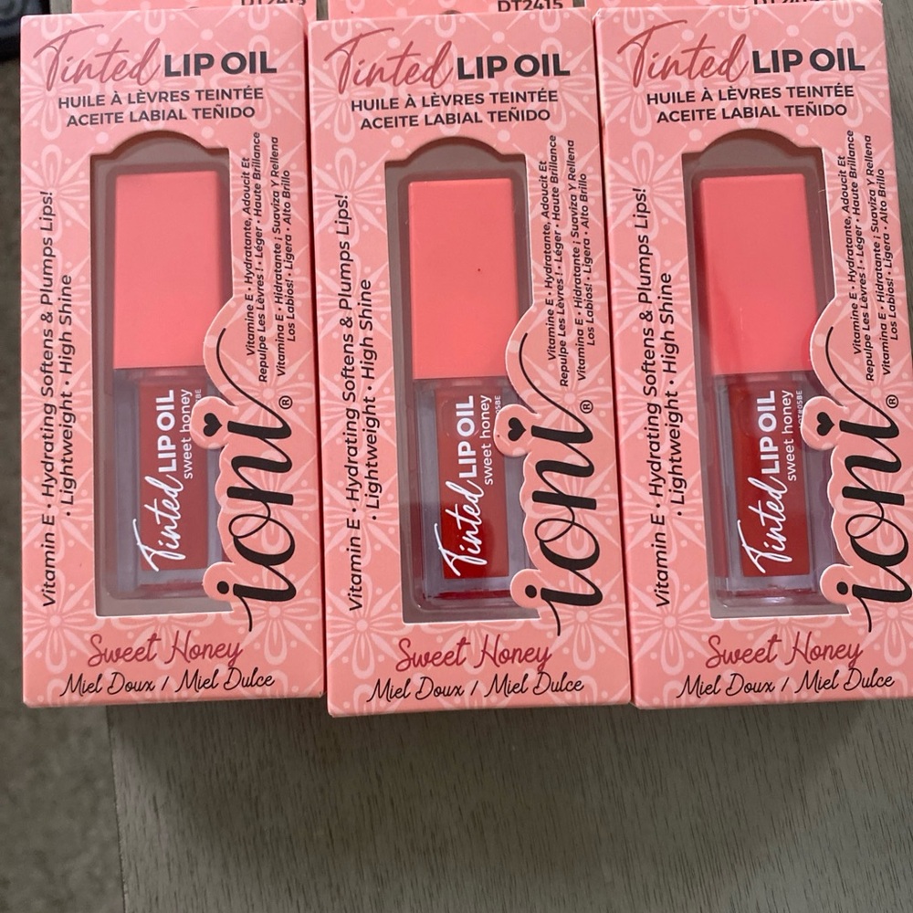 Tinted Lip Oil - Sweet Honey Pink